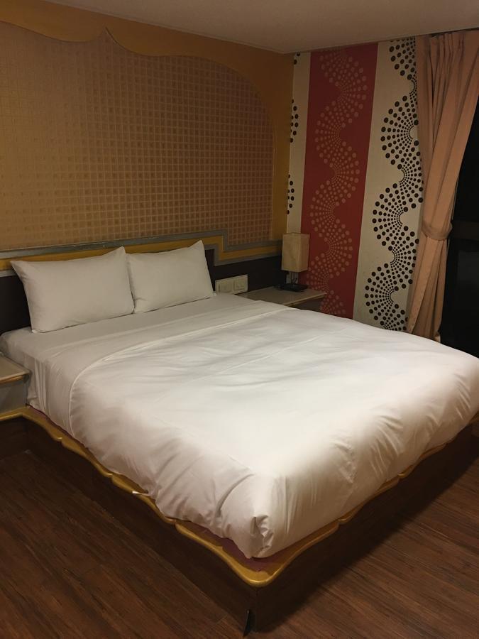 Jing Dian Business Hotel Taoyuan Eksteriør billede
