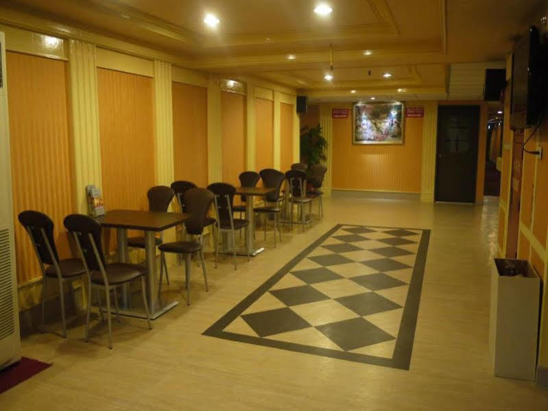 Jing Dian Business Hotel Taoyuan Eksteriør billede