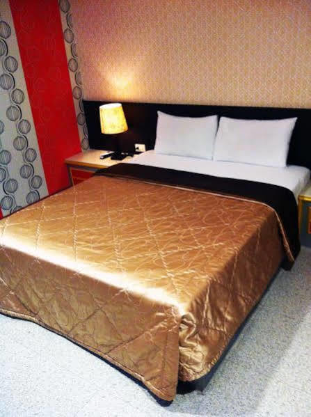 Jing Dian Business Hotel Taoyuan Eksteriør billede